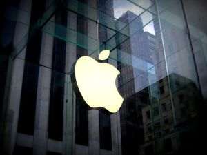 CNBC: Apple schimbă comisioanele App Store în UE